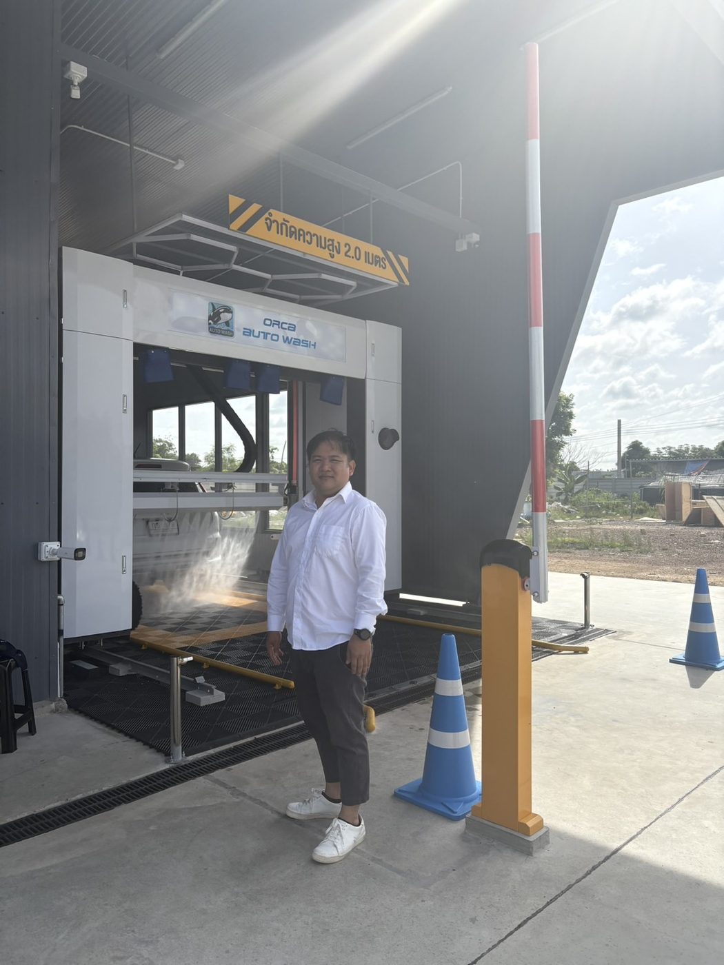 APW ผู้รับเหมาตรวจงานหน้าเครื่อง ORCA Auto Wash แล้วเสร็จ — APW Aphiwat Building