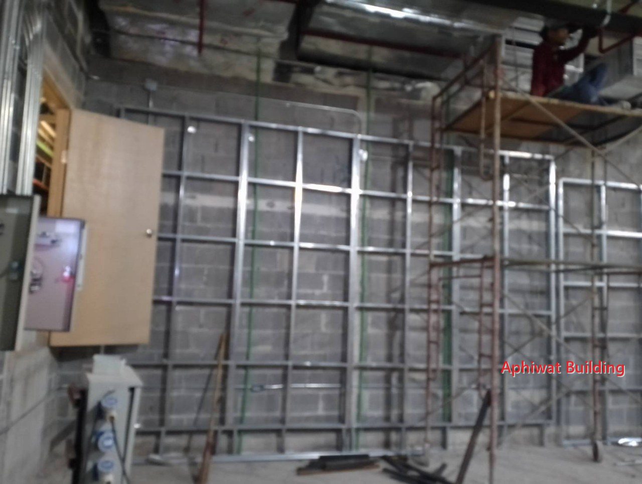 โครงผนังข้างตู้ไฟ