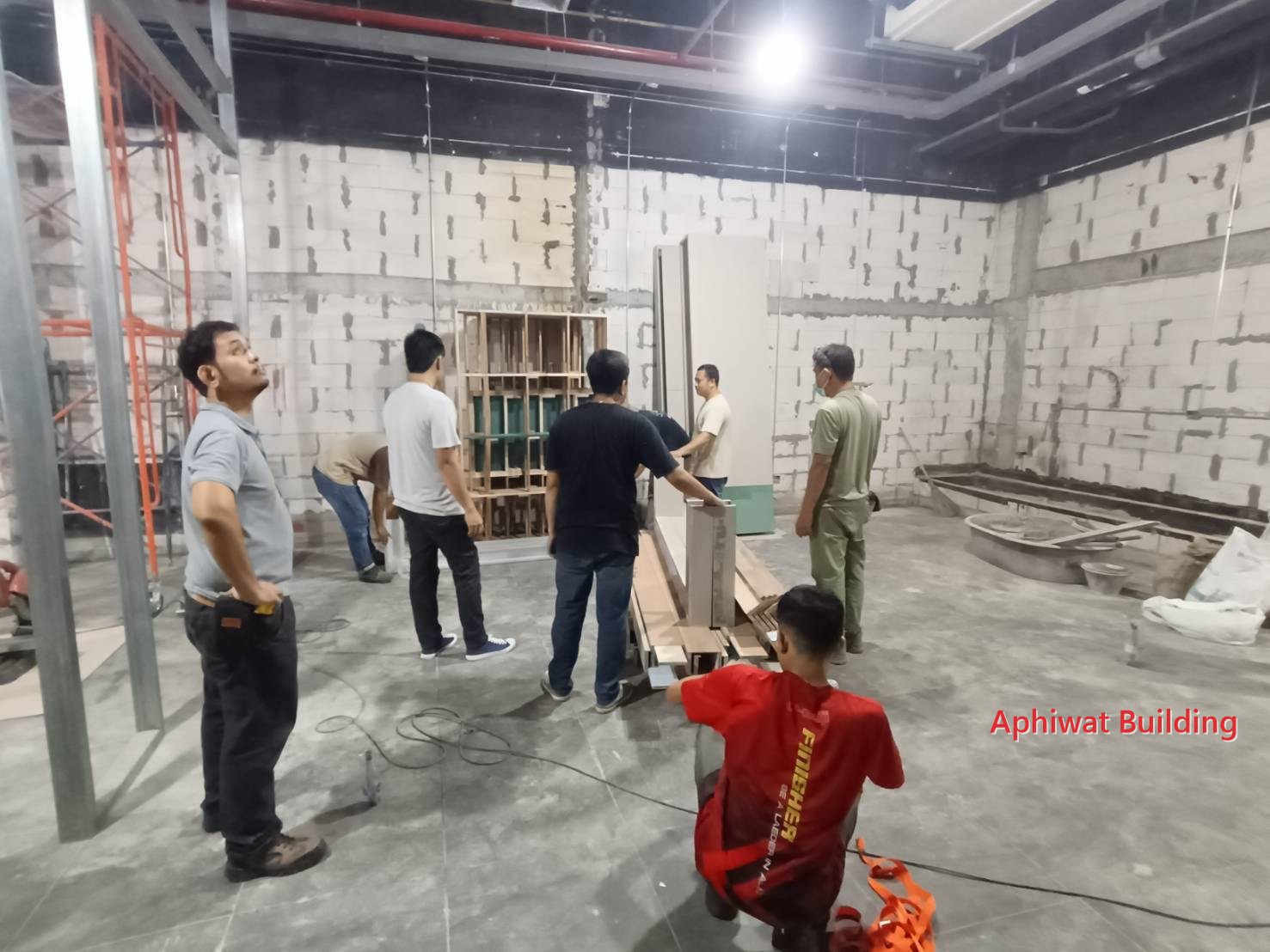 ทีมควบคุมงานตรวจหน้างาน