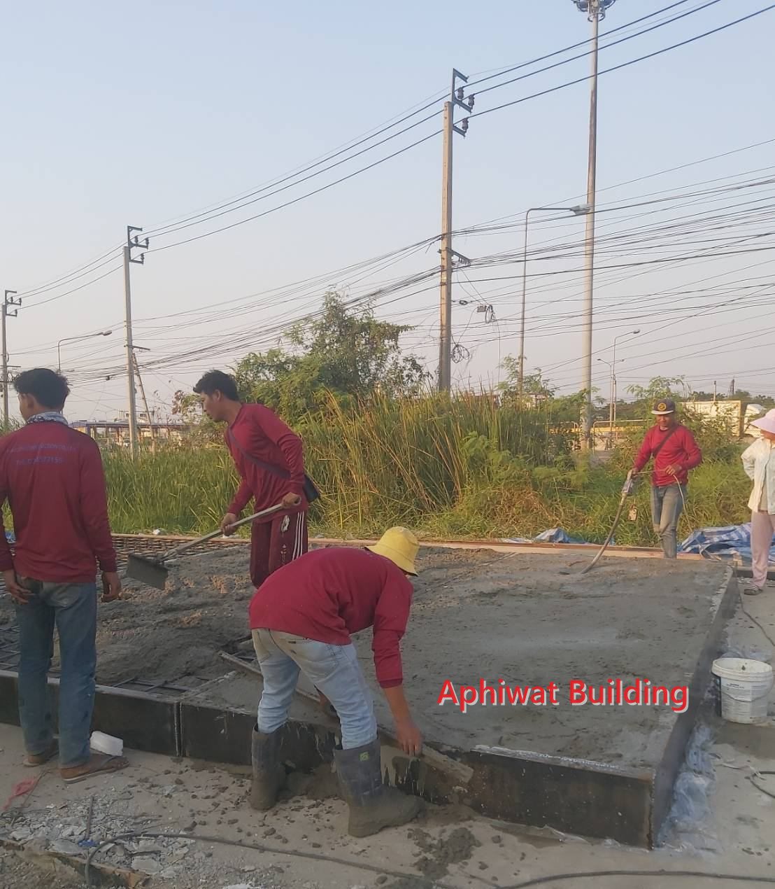 ฐานรากและพื้นคอนกรีต — ภาพหน้างาน 1
