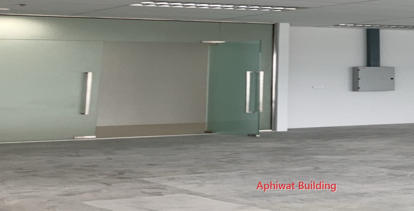 ห้องสำนักงานหลังส่งมอบ — ภาพหน้างาน 18