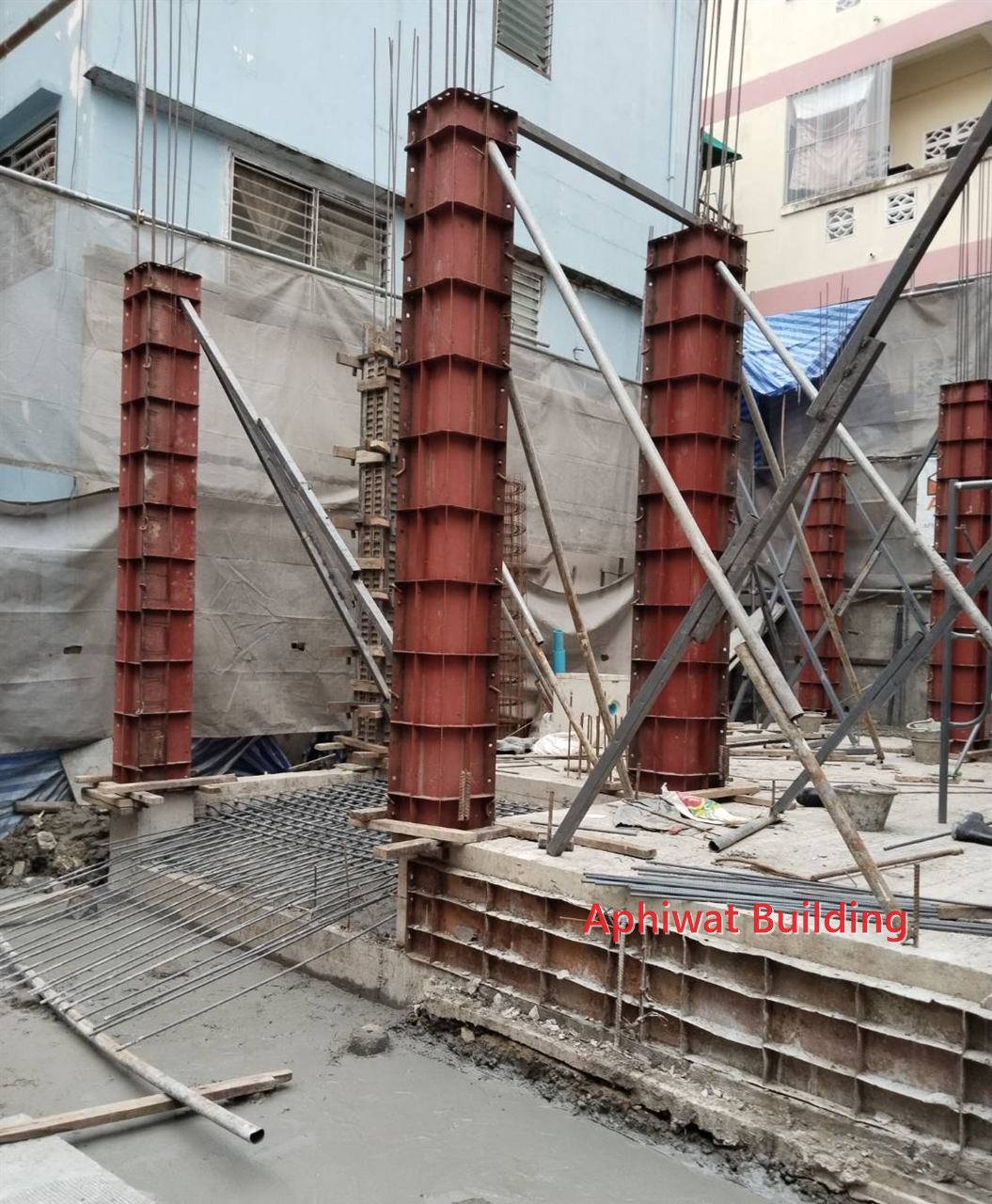 พื้นชั้น 1 — ภาพหน้างาน 1 บ้าน 3 ชั้น ย่านสุขุมวิท