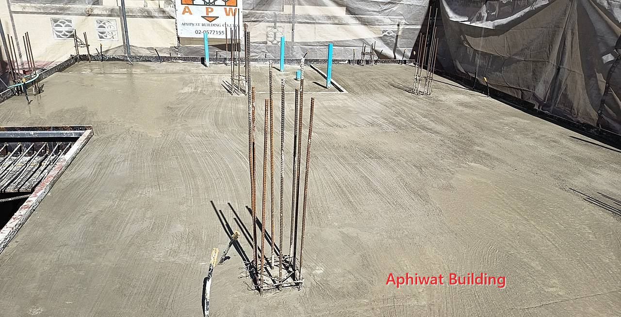 พื้นชั้น 3 — ภาพหน้างาน 3 บ้าน 3 ชั้น ย่านสุขุมวิท