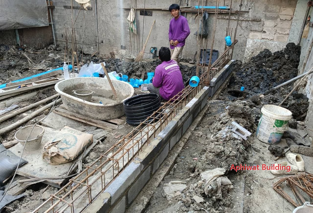 ระบบกำจัดปลวกและงานท่อใต้พื้น — ภาพหน้างาน 3 บ้าน 3 ชั้น ย่านสุขุมวิท